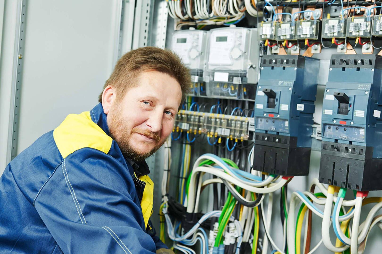 Switched Electric | Electrician & Car Charger Installation