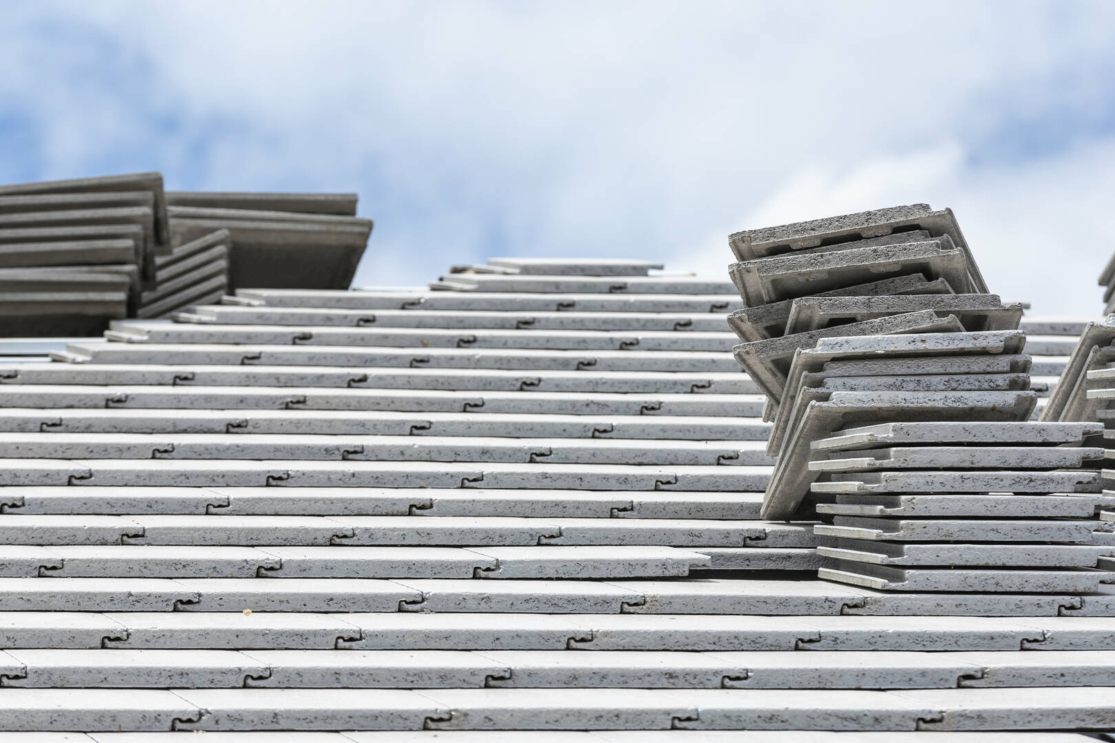 Earhart Roofing Company Inc