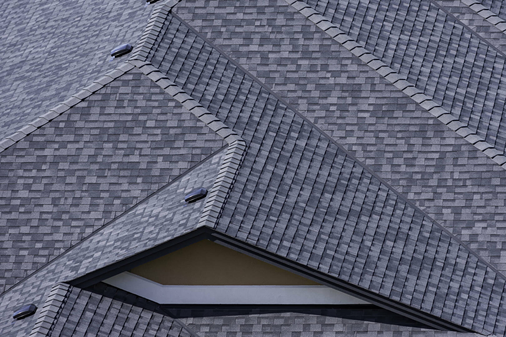 Lovelace Roofing Co